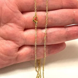 collar bañado en oro